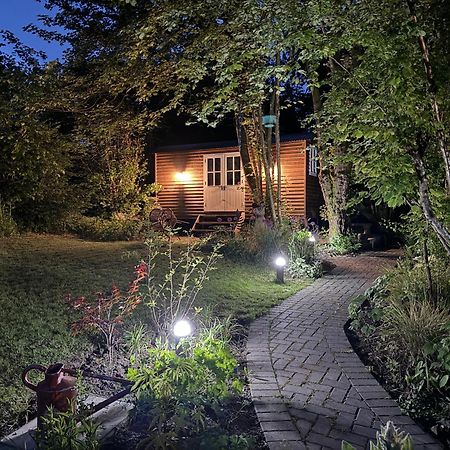 Tranquil Spot Shepherds Hut Cinderford Екстер'єр фото
