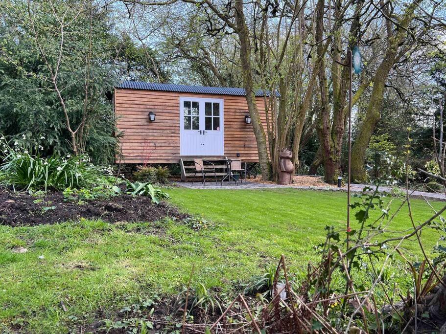 Tranquil Spot Shepherds Hut Cinderford Екстер'єр фото
